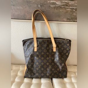 Louis Vuitton mm tote medium size 16x12x6